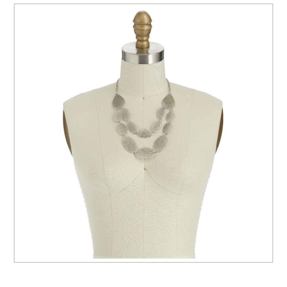 Stitch Fix Bancroft Silver Necklace